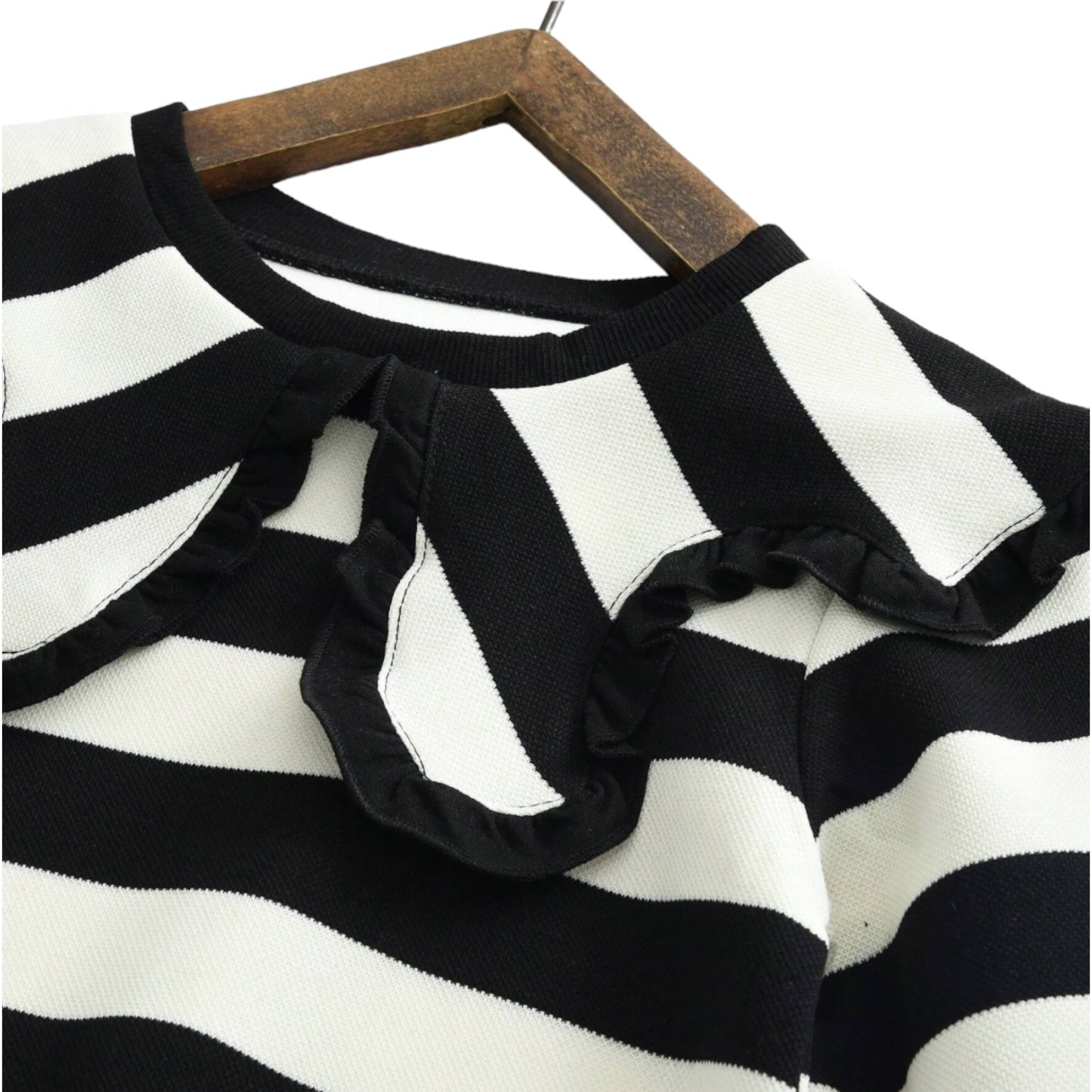 BLACK & WHITE COLLAR DRESS